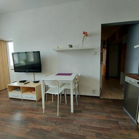 Klostrmanka - Decin, Letna Apartment Ngoại thất bức ảnh
